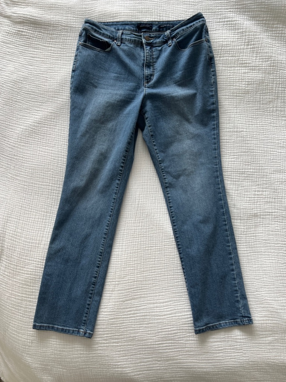 Charter Club Lexington Straight Leg Jeans in Medium Blue Wash • Women’s 14